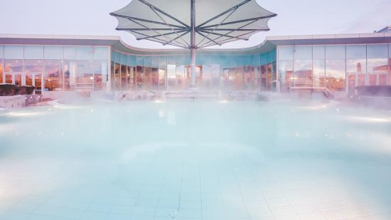 Therme Laa Hotel & SILENT SPA